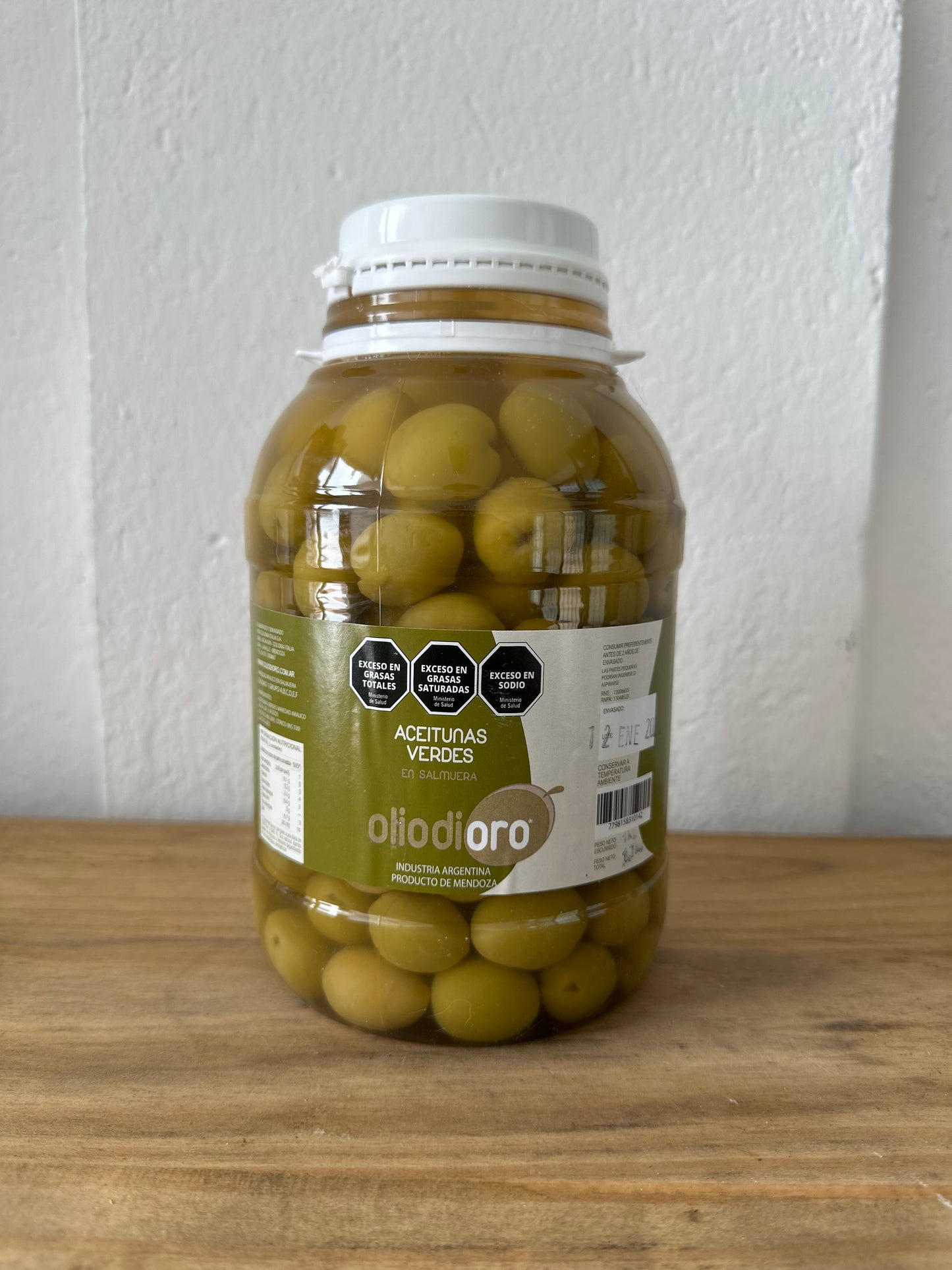 Aceitunas verdes en salmuera N 1. 1 kg.